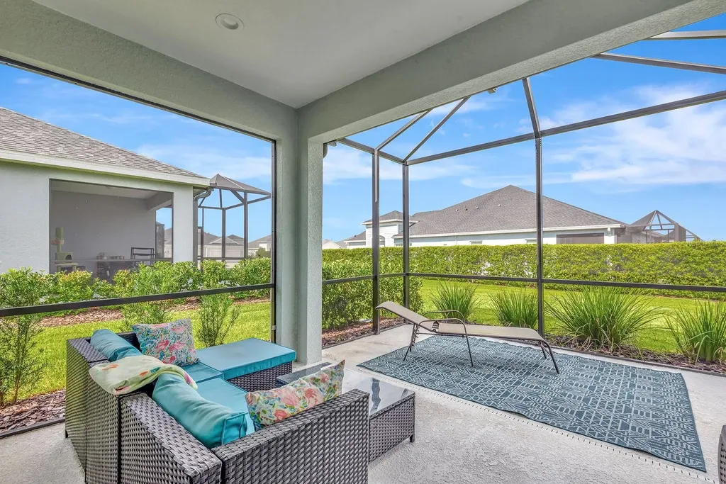 4842 Willow Bend Avenue Parrish FL 34219