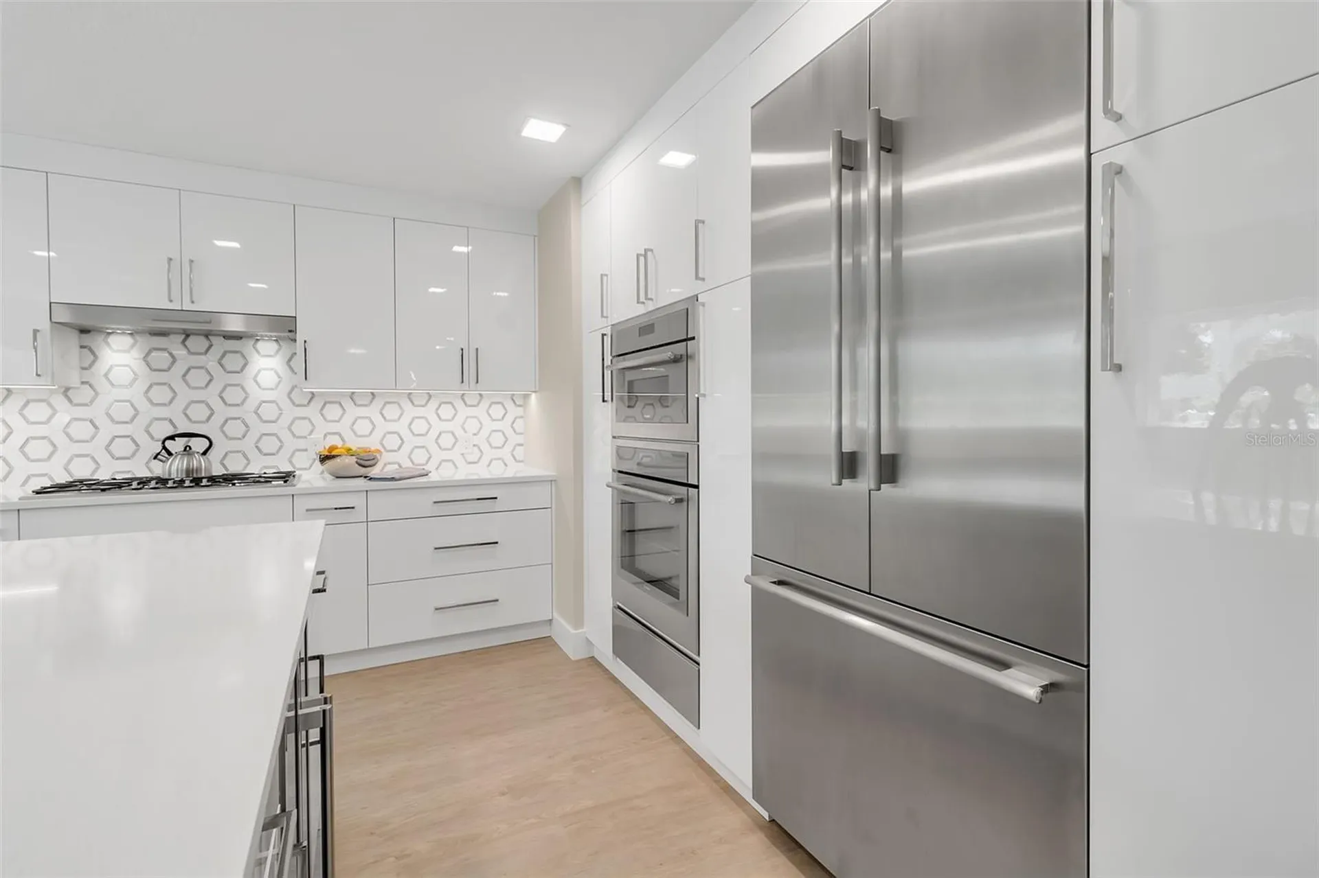 1621 Pine Bay Drive Sarasota FL 34231
