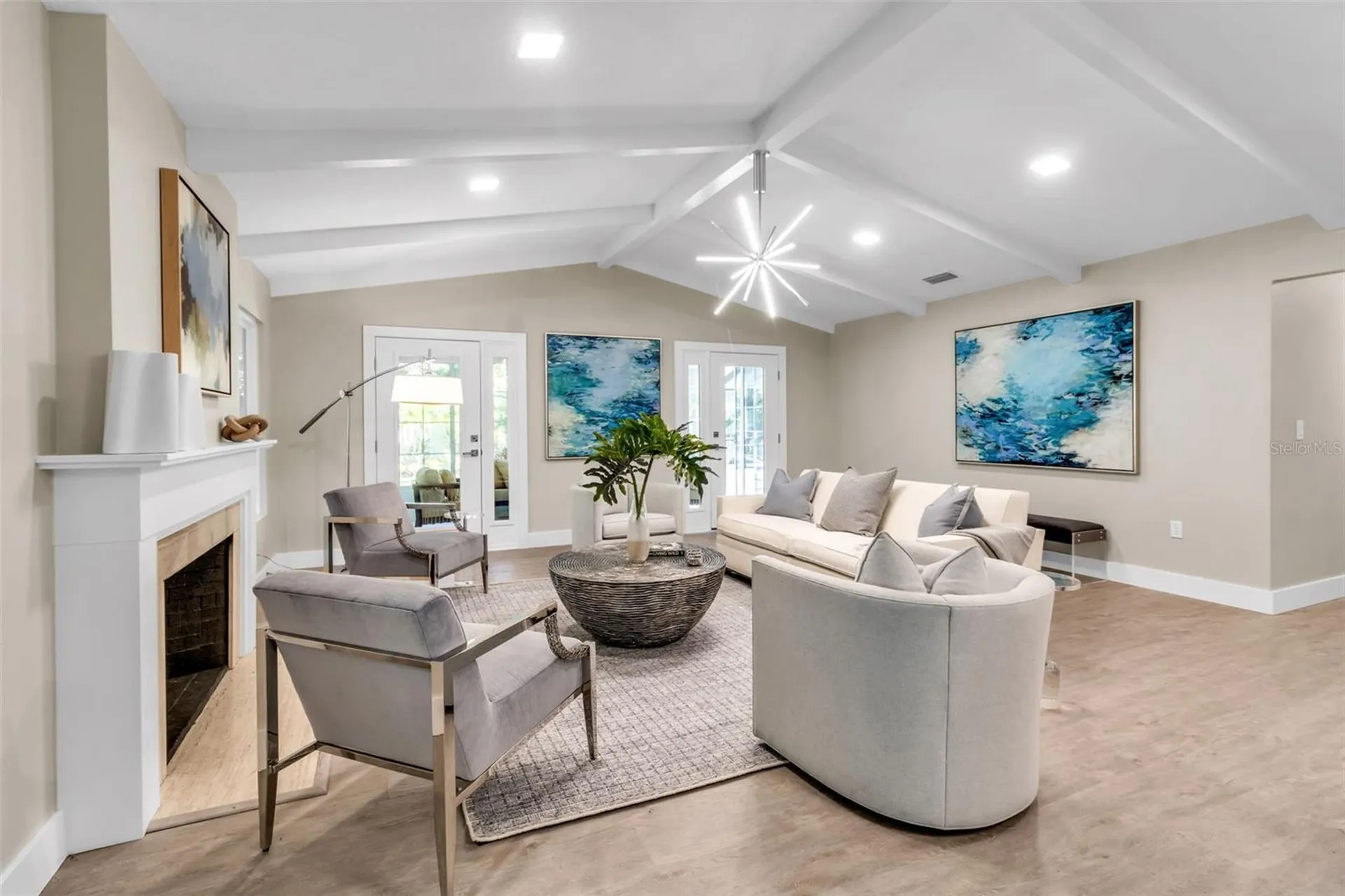 1621 Pine Bay Drive Sarasota FL 34231