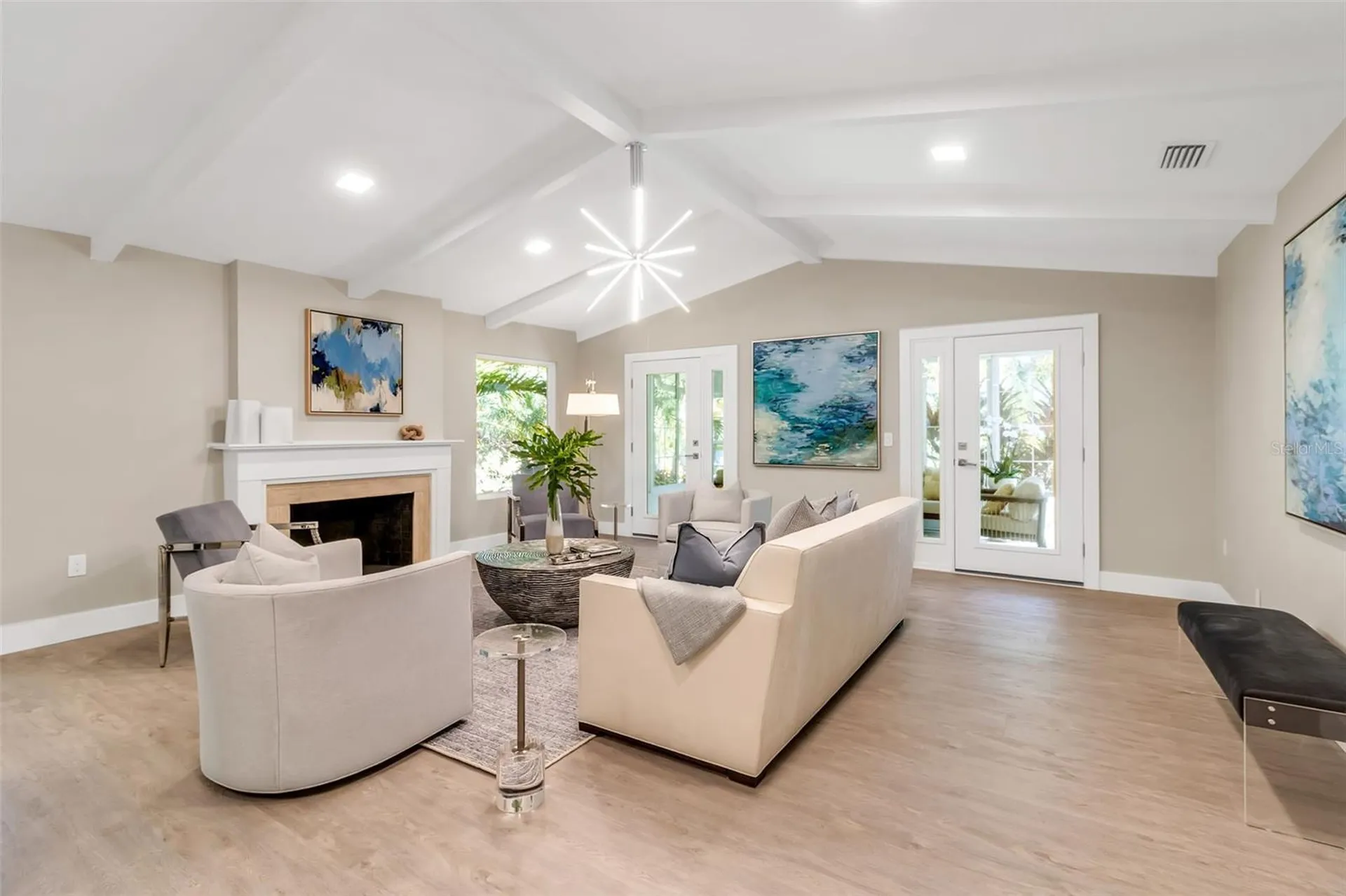 1621 Pine Bay Drive Sarasota FL 34231