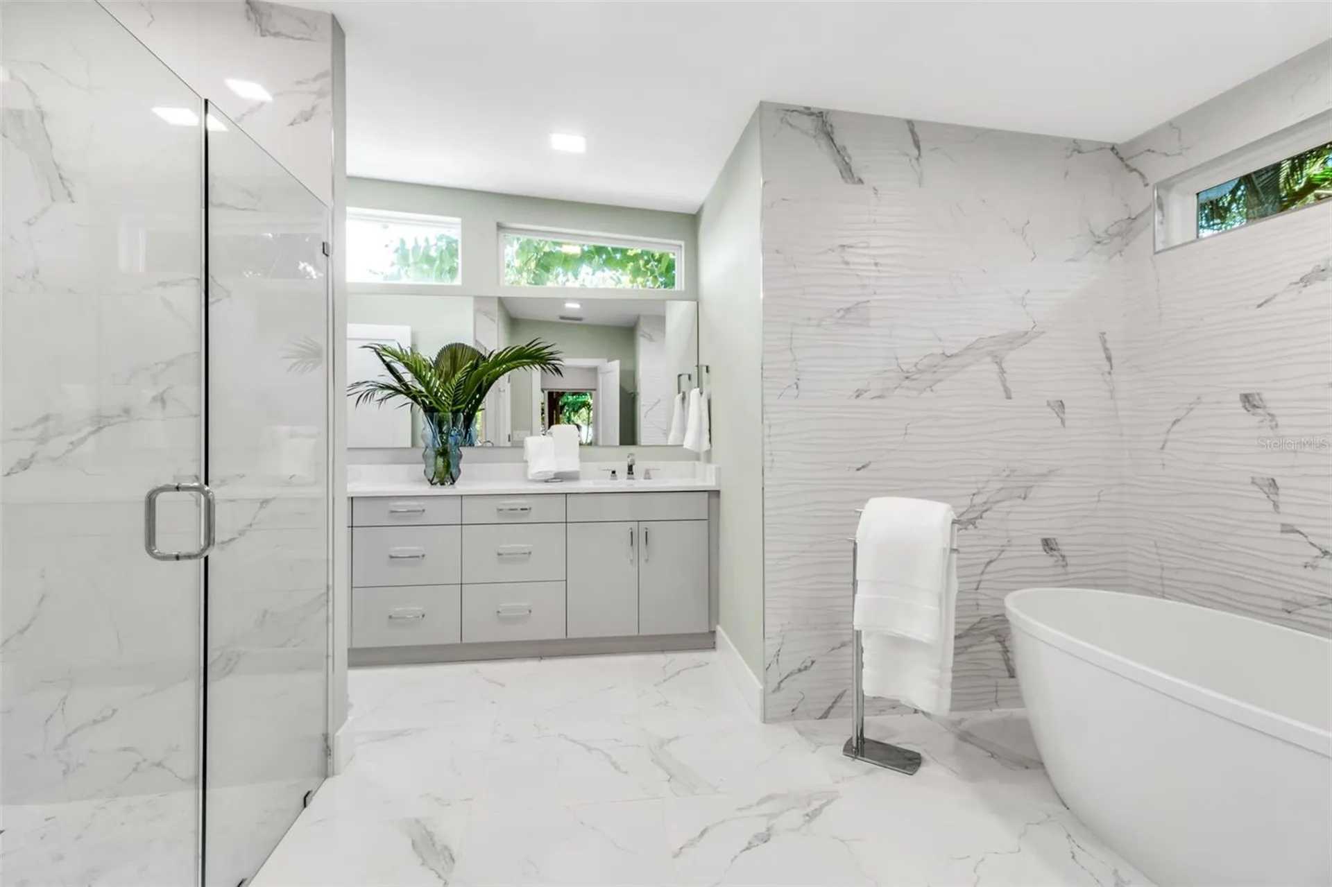 1621 Pine Bay Drive Sarasota FL 34231