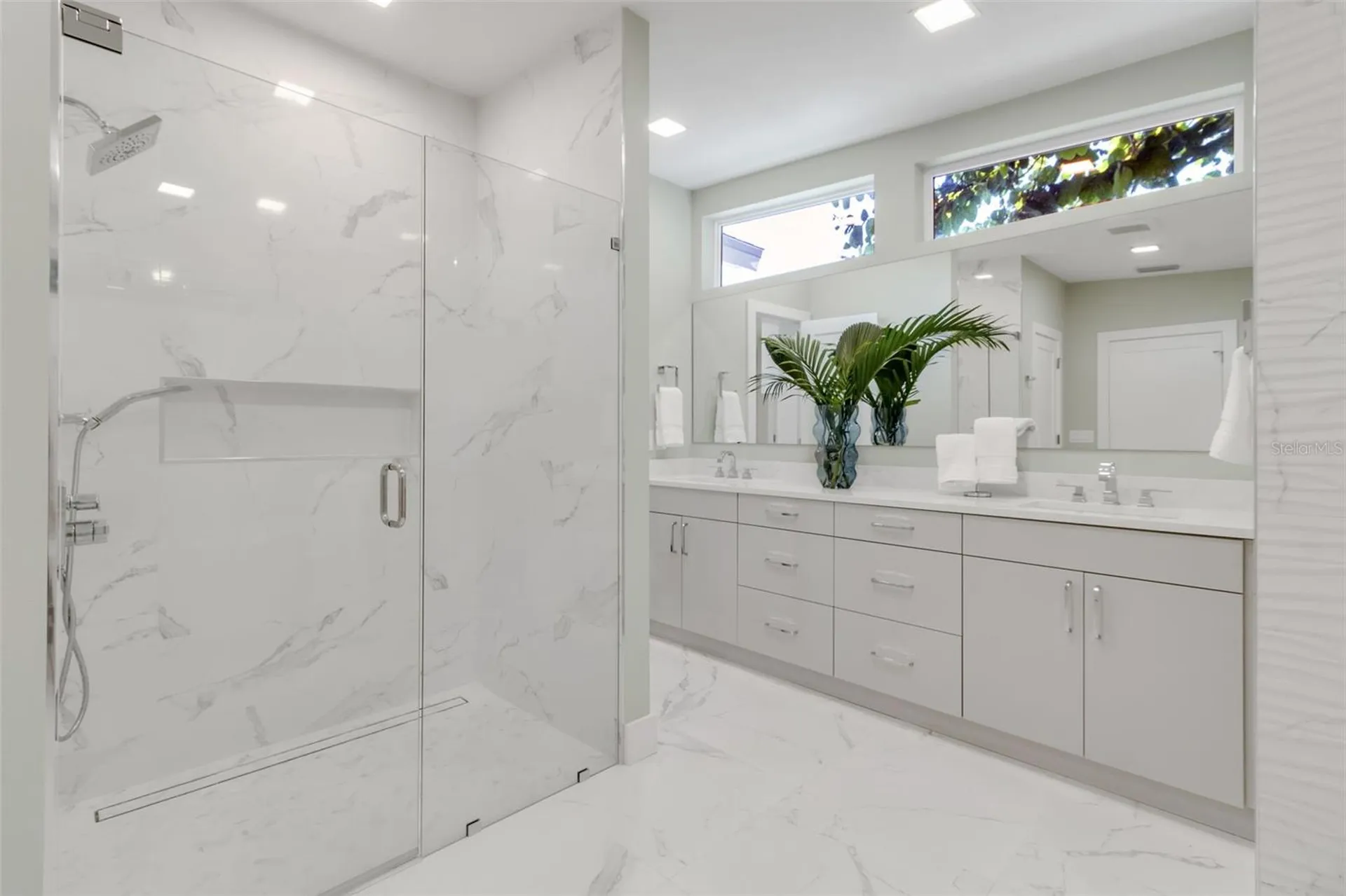 1621 Pine Bay Drive Sarasota FL 34231
