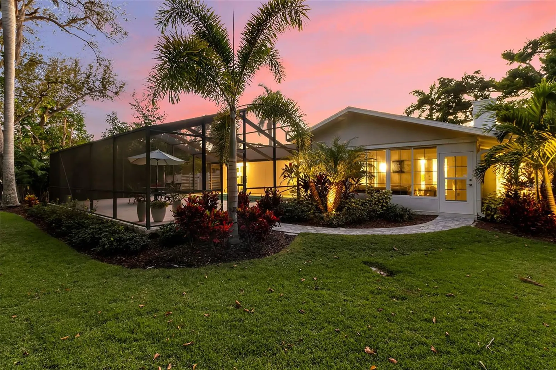 1621 Pine Bay Drive Sarasota FL 34231