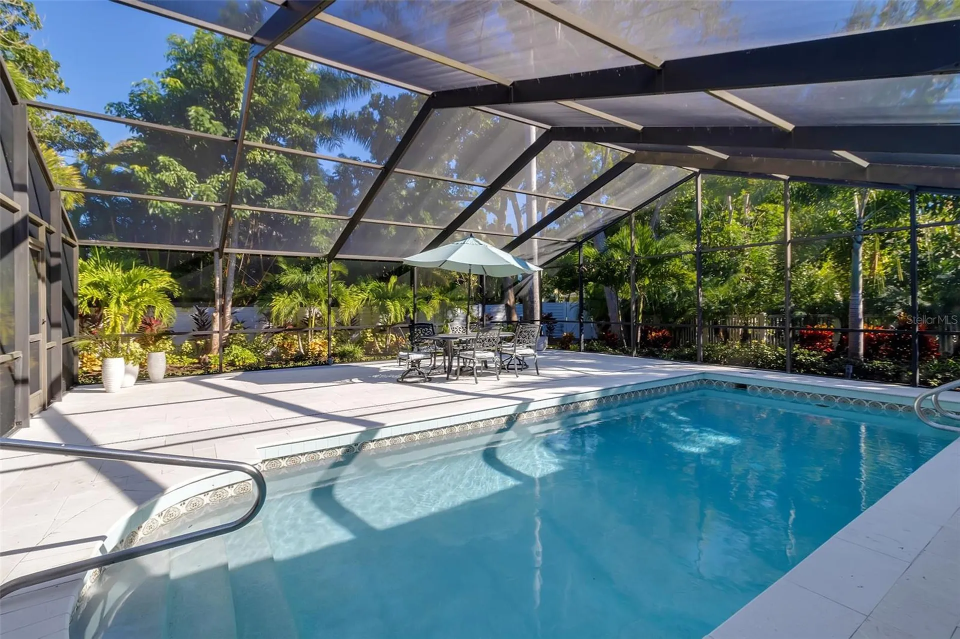 1621 Pine Bay Drive Sarasota FL 34231