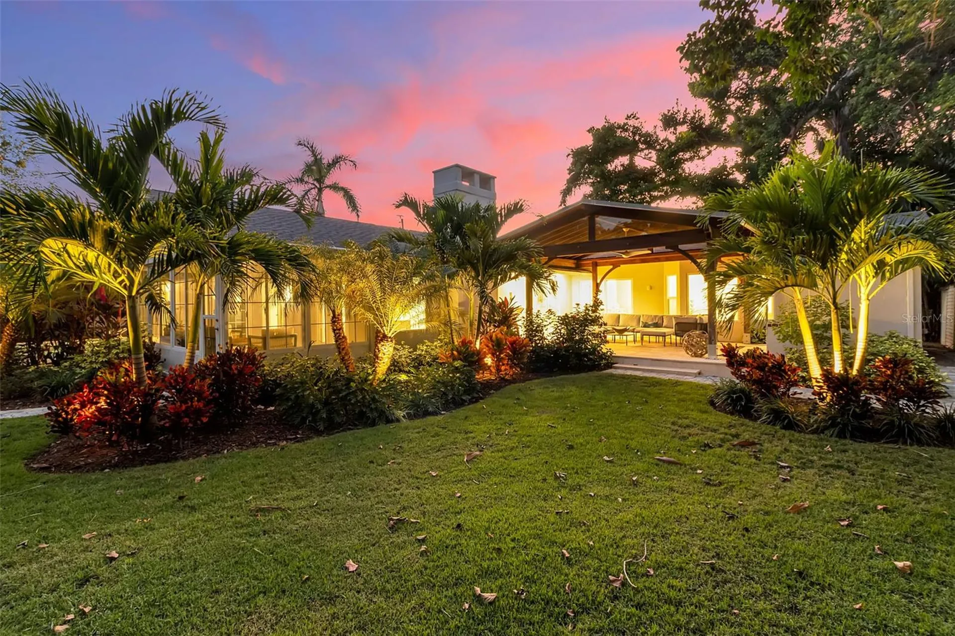 1621 Pine Bay Drive Sarasota FL 34231
