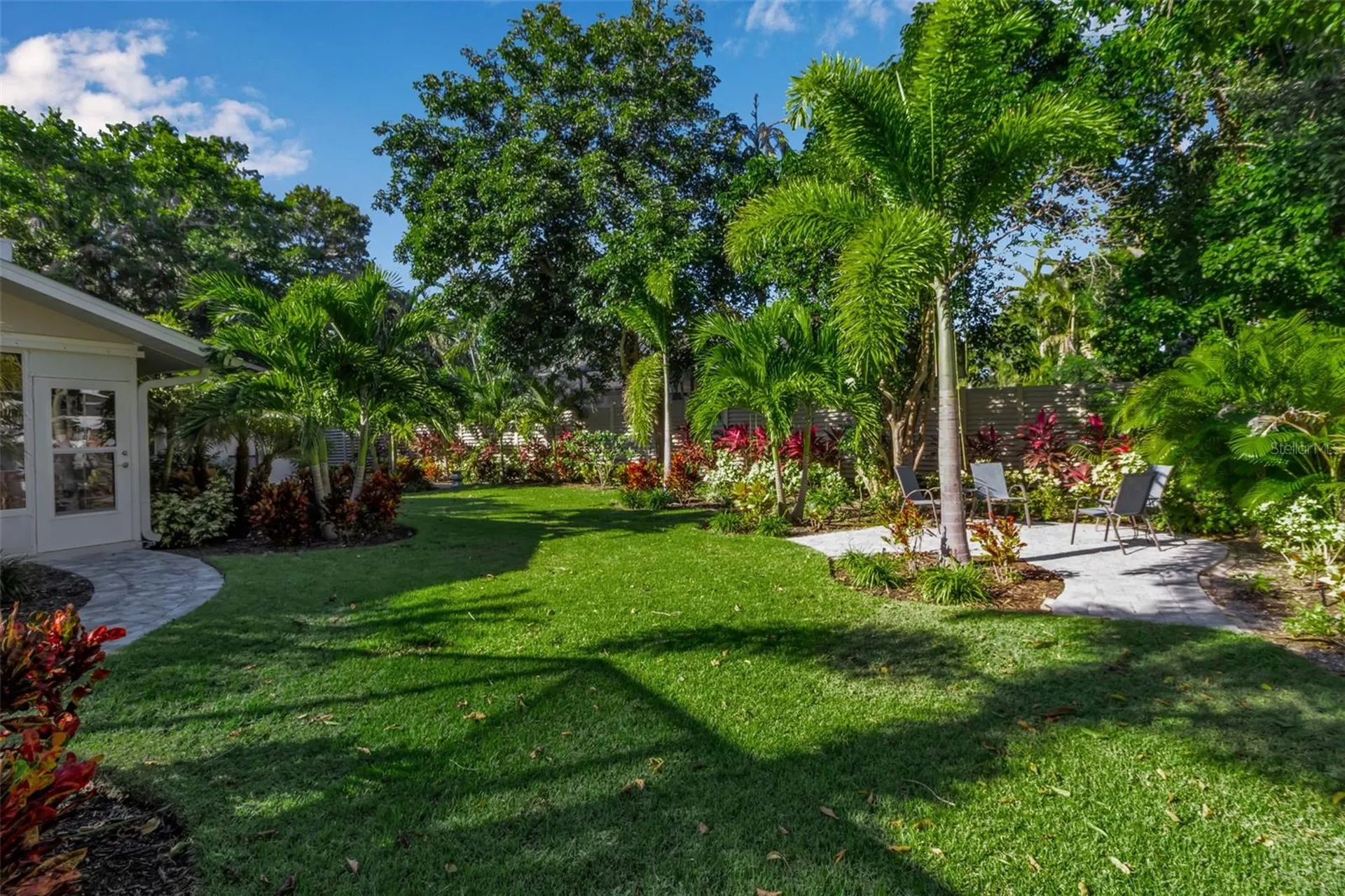 1621 Pine Bay Drive Sarasota FL 34231
