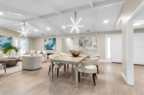 1621 Pine Bay Drive Sarasota FL 34231
