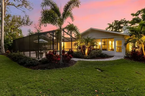 1621 Pine Bay Drive Sarasota FL 34231