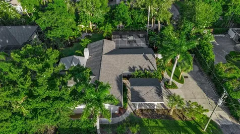 1621 Pine Bay Drive Sarasota FL 34231