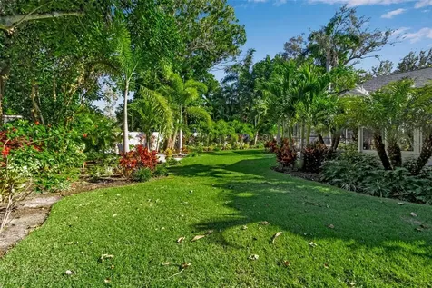 1621 Pine Bay Drive Sarasota FL 34231