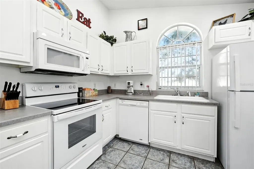 131 S Roma Way Kissimmee FL 34746