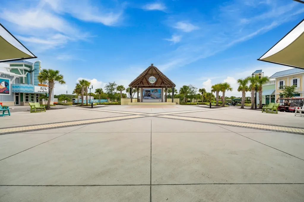 553 Hang Loose Way Daytona Beach FL 32124