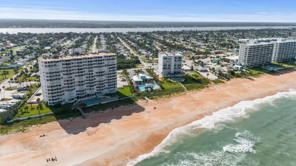 553 Hang Loose Way Daytona Beach FL 32124