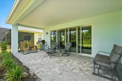 553 Hang Loose Way Daytona Beach FL 32124