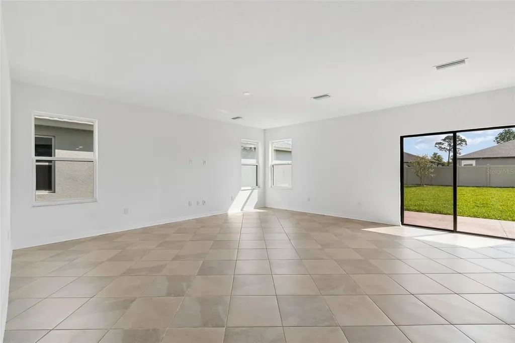 372 Hillshire Place Spring Hill FL 34609