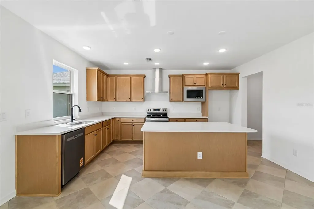 372 Hillshire Place Spring Hill FL 34609