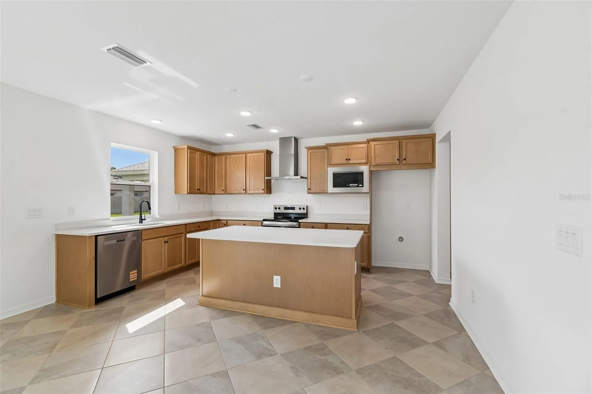 372 Hillshire Place Spring Hill FL 34609