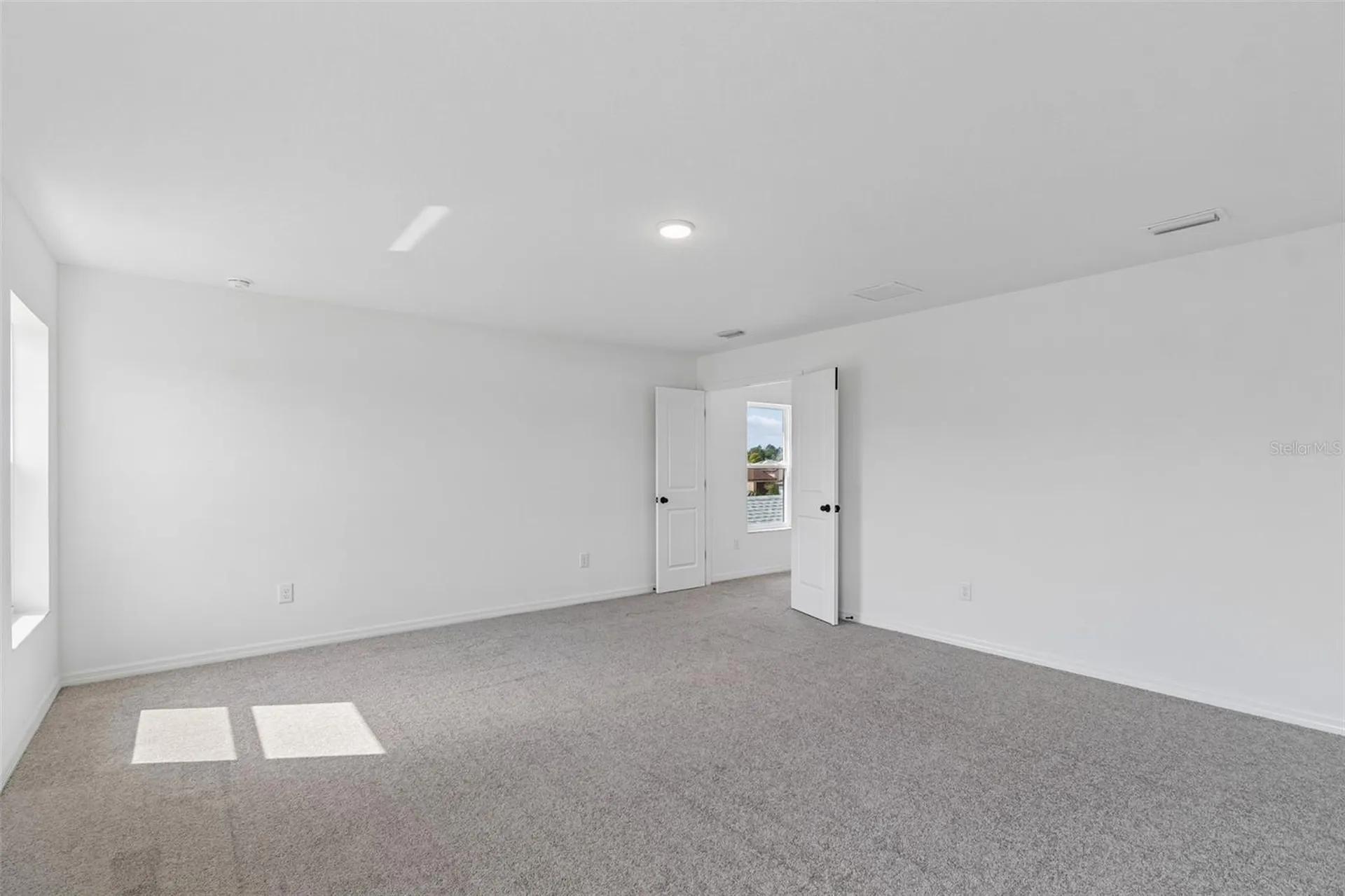 372 Hillshire Place Spring Hill FL 34609
