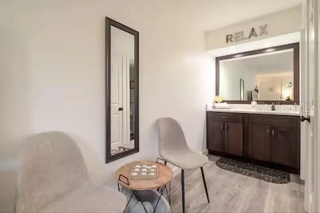 7150 N Tamiami Trail Sarasota FL 34243