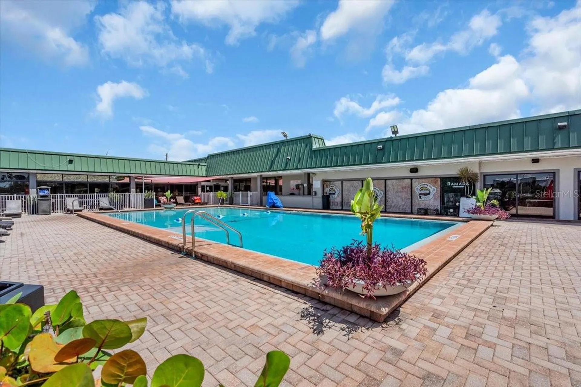 7150 N Tamiami Trail Sarasota FL 34243