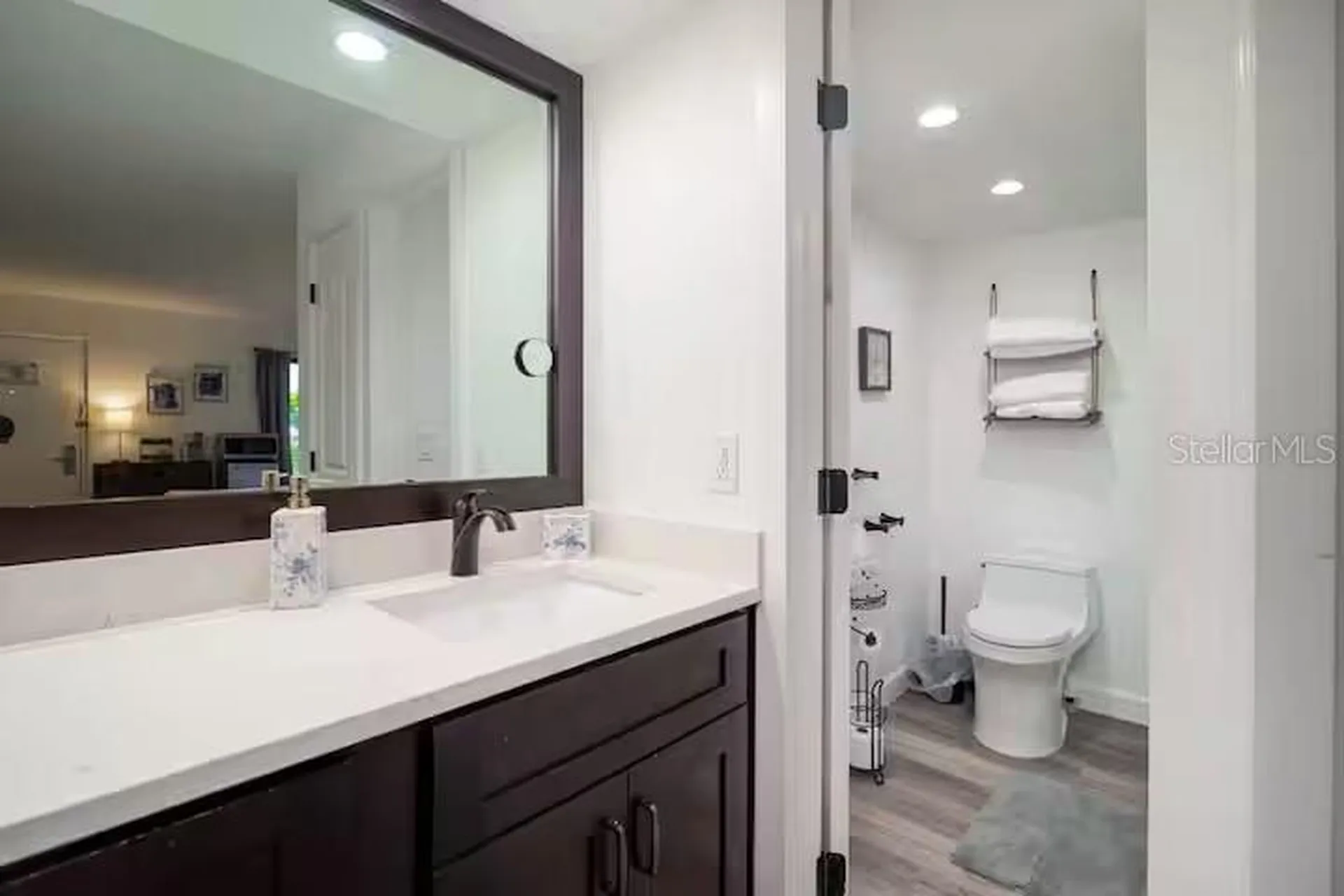 7150 N Tamiami Trail Sarasota FL 34243