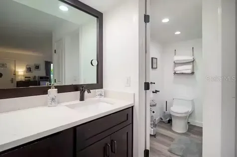 7150 N Tamiami Trail Sarasota FL 34243