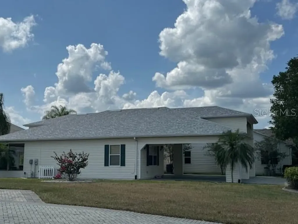 316 Motorcoach Drive S Polk City FL 33868