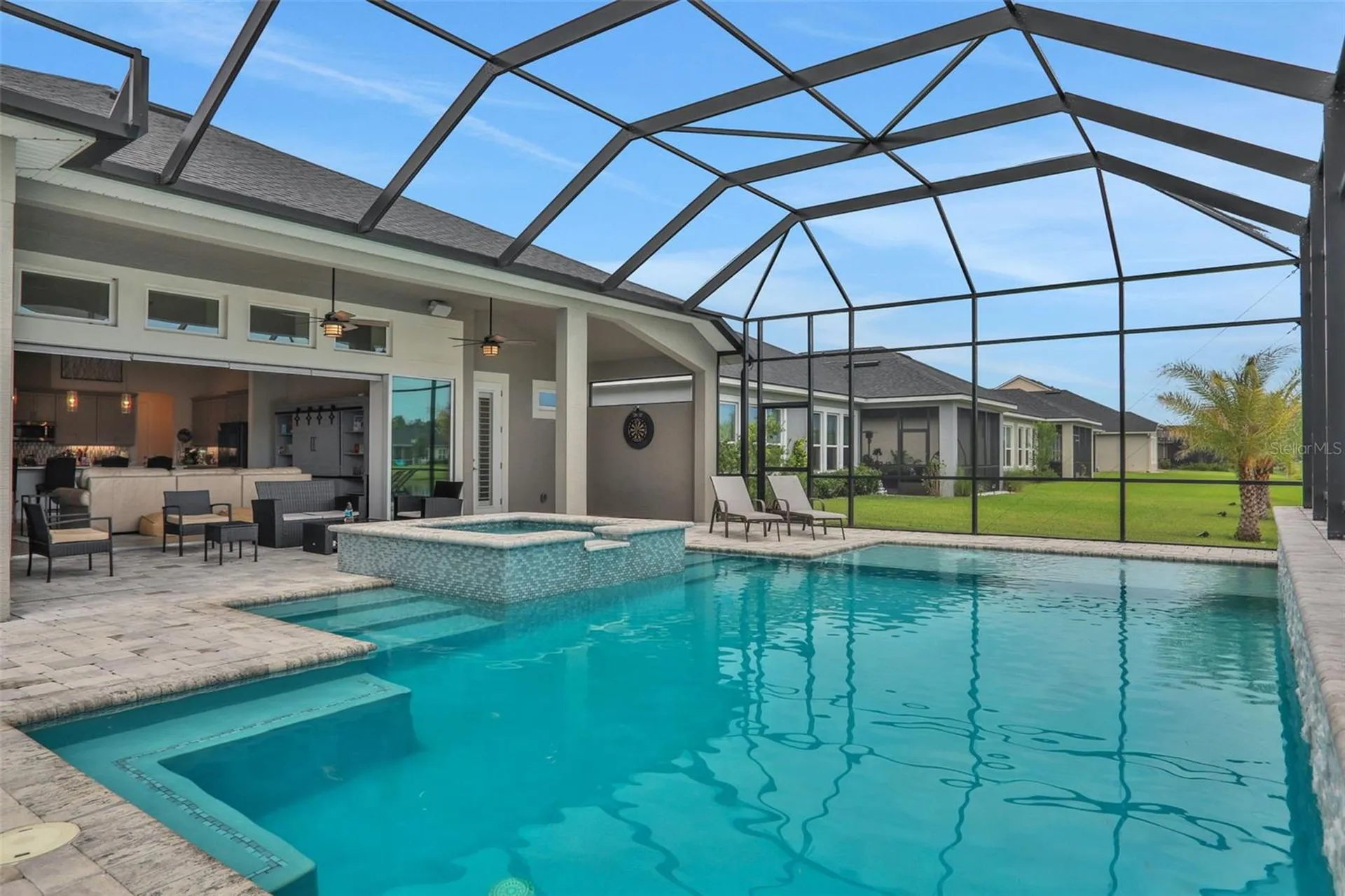 402 Aquamarine Way Daytona Beach FL 32124