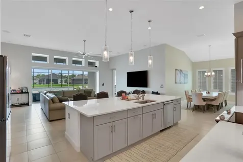 402 Aquamarine Way Daytona Beach FL 32124
