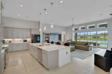402 Aquamarine Way Daytona Beach FL 32124
