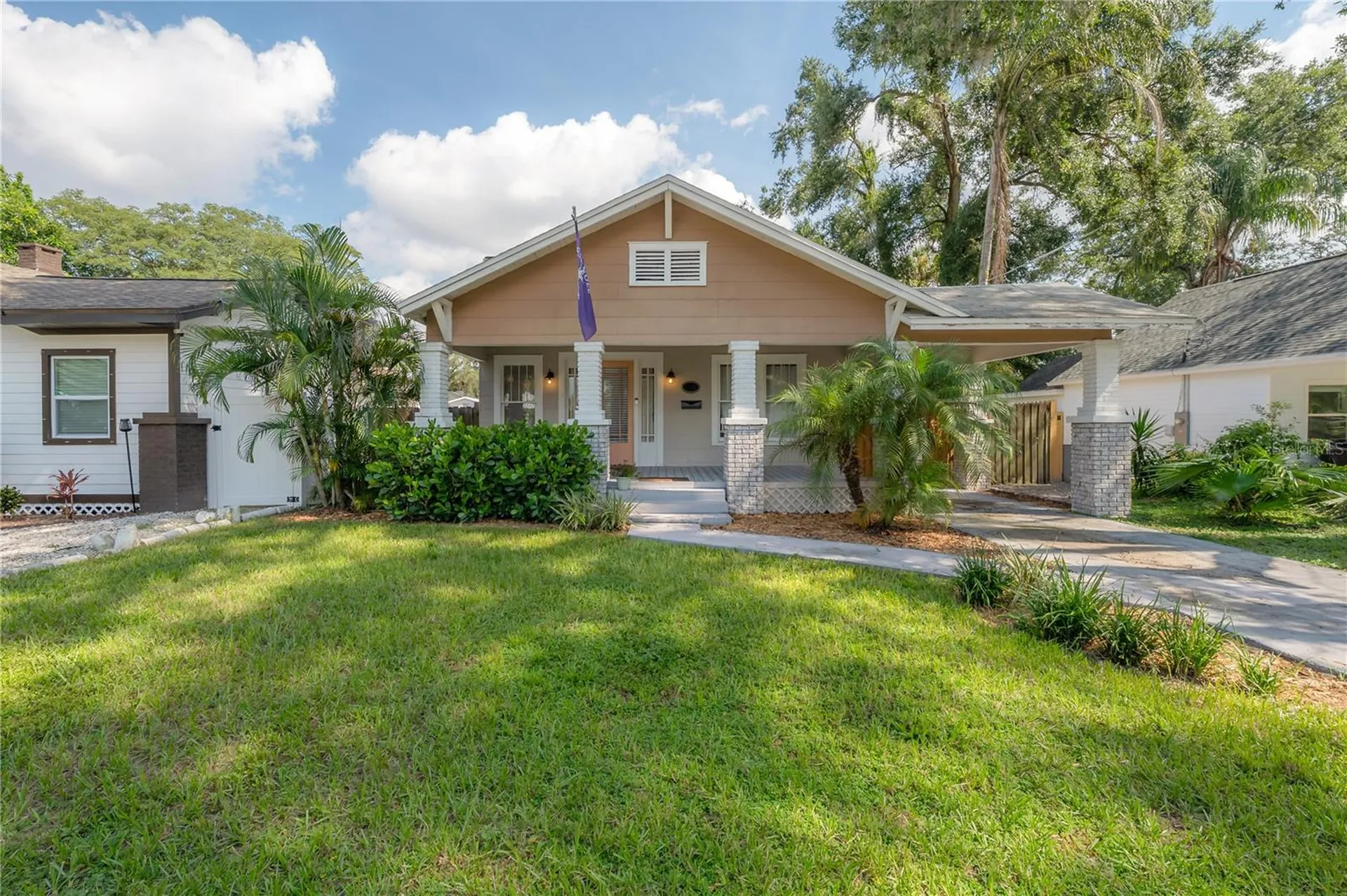 207 W Hiawatha Street Tampa FL 33604