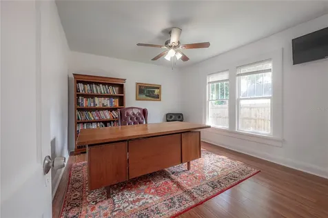 207 W Hiawatha Street Tampa FL 33604