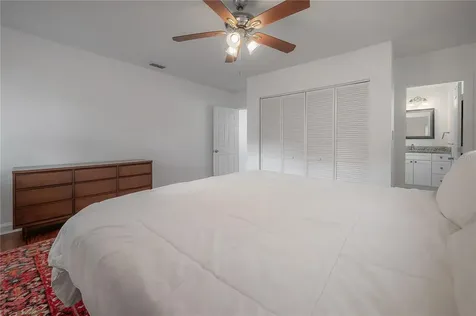 207 W Hiawatha Street Tampa FL 33604