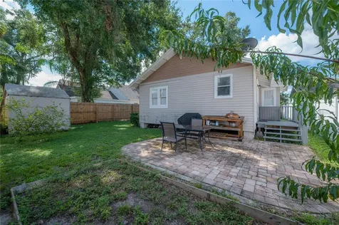 207 W Hiawatha Street Tampa FL 33604