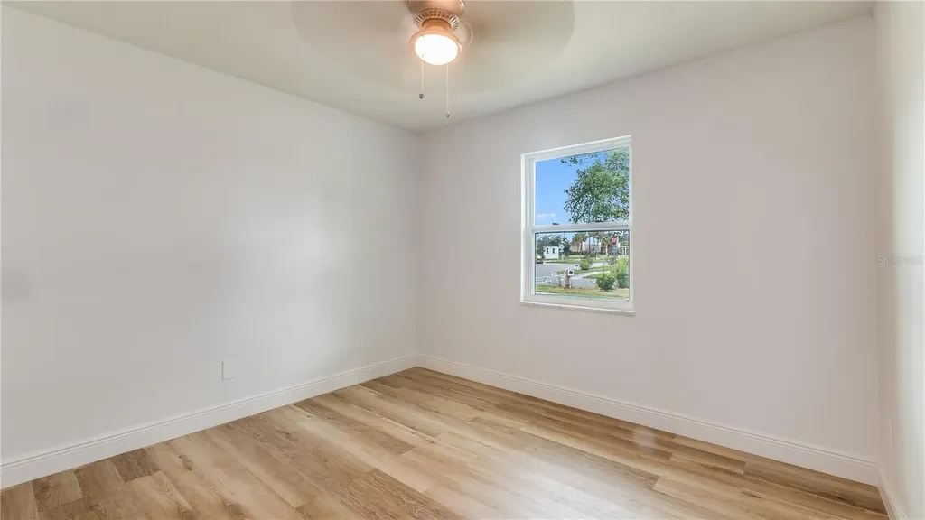 4294 Nimons Street Orlando FL 32811