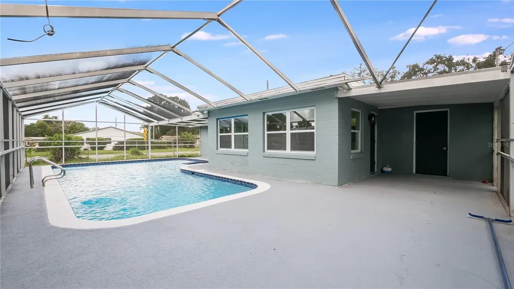 4294 Nimons Street Orlando FL 32811