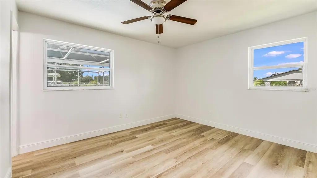4294 Nimons Street Orlando FL 32811