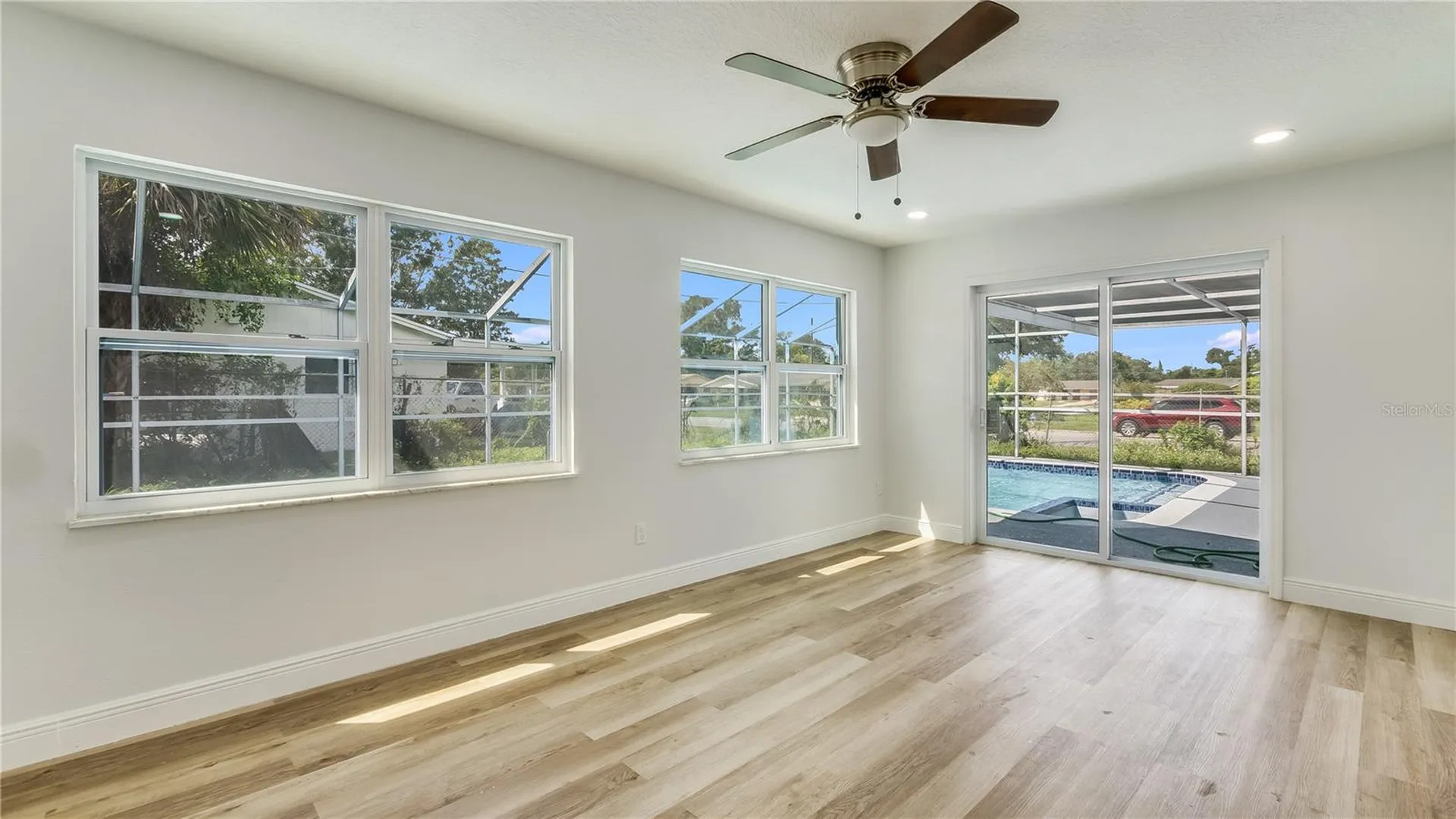 4294 Nimons Street Orlando FL 32811
