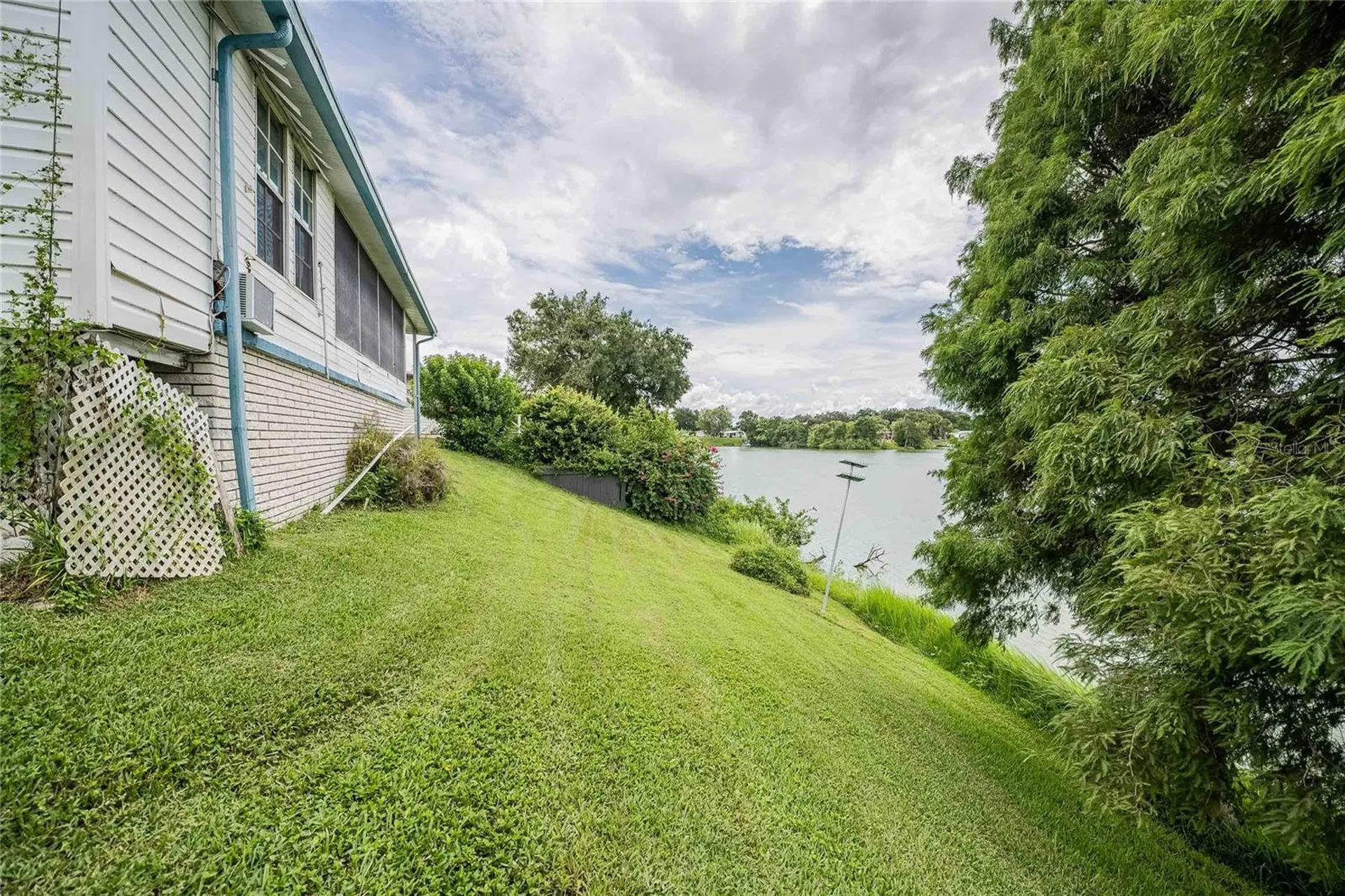 2055 S Floral Avenue Bartow FL 33830