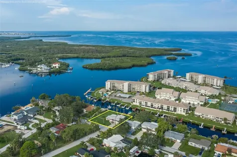 8201 Channel Drive Port Richey FL 34668