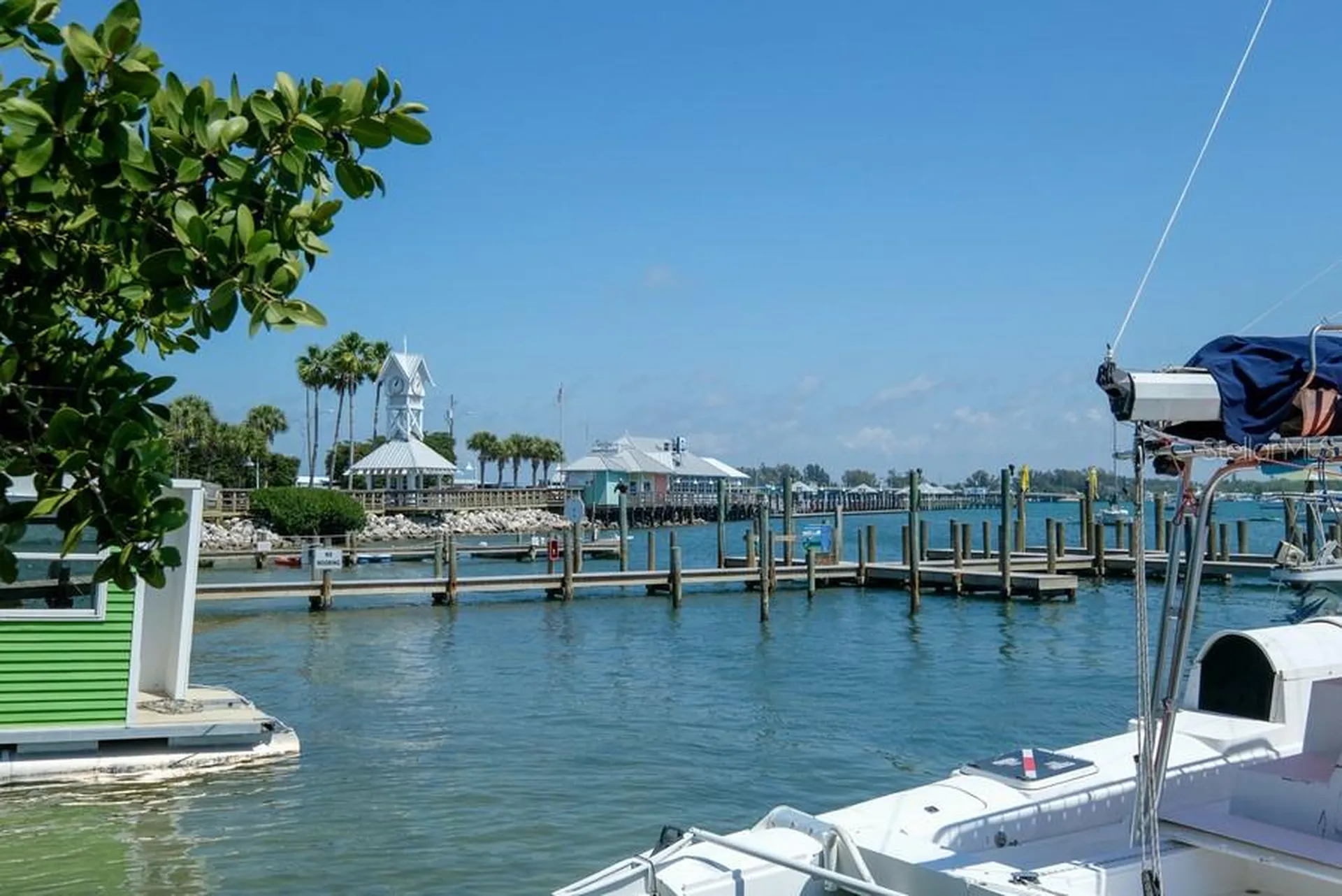 106 S 11th Bradenton Beach FL 34217