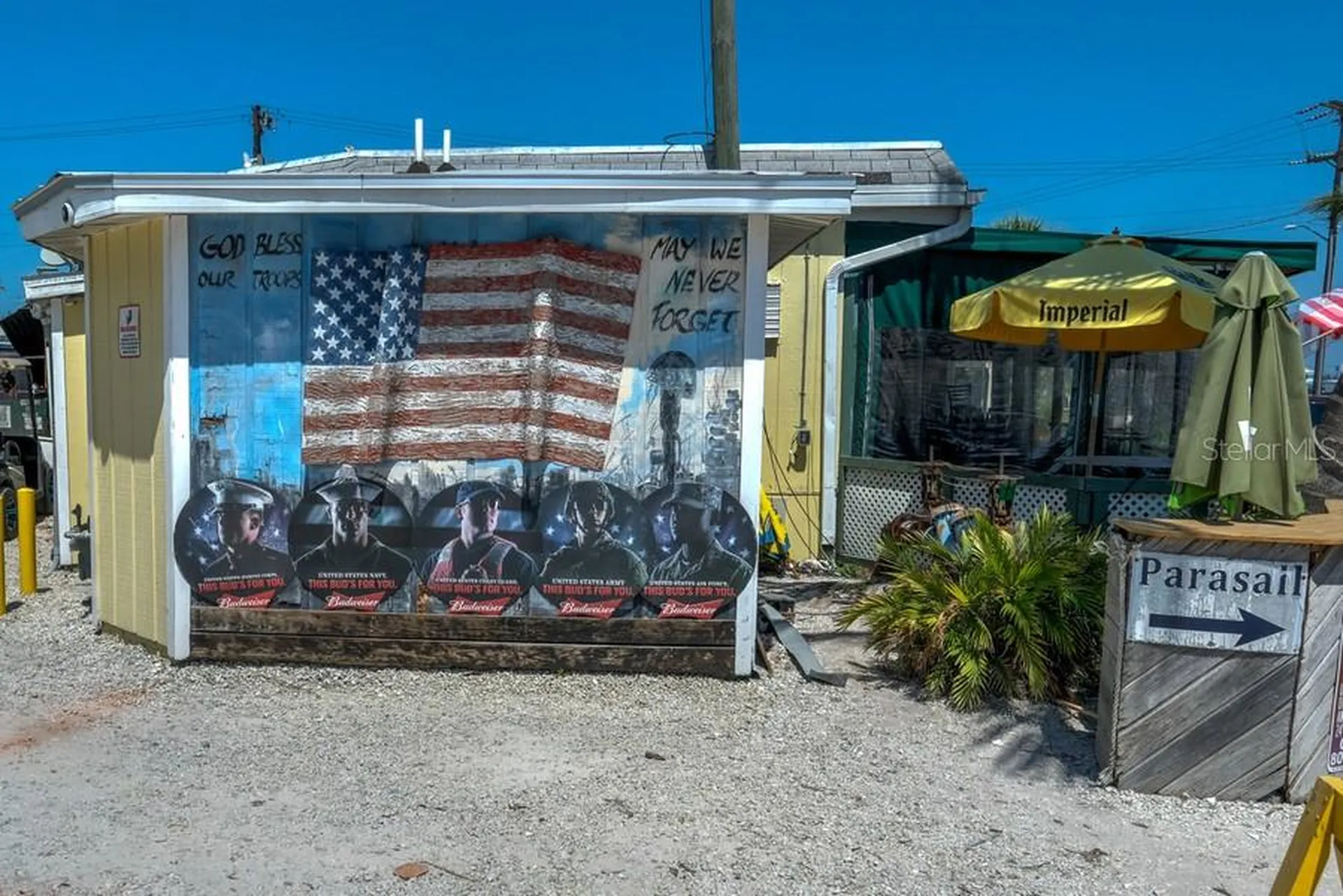 106 S 11th Bradenton Beach FL 34217