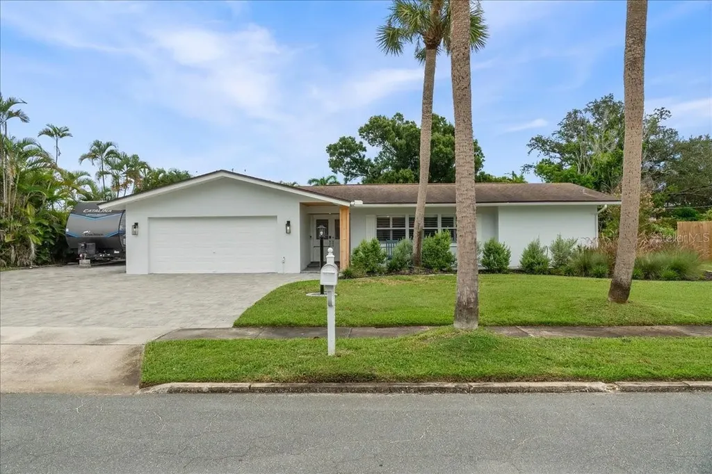 1039 Bayshore Avenue Fort Myers FL 33919