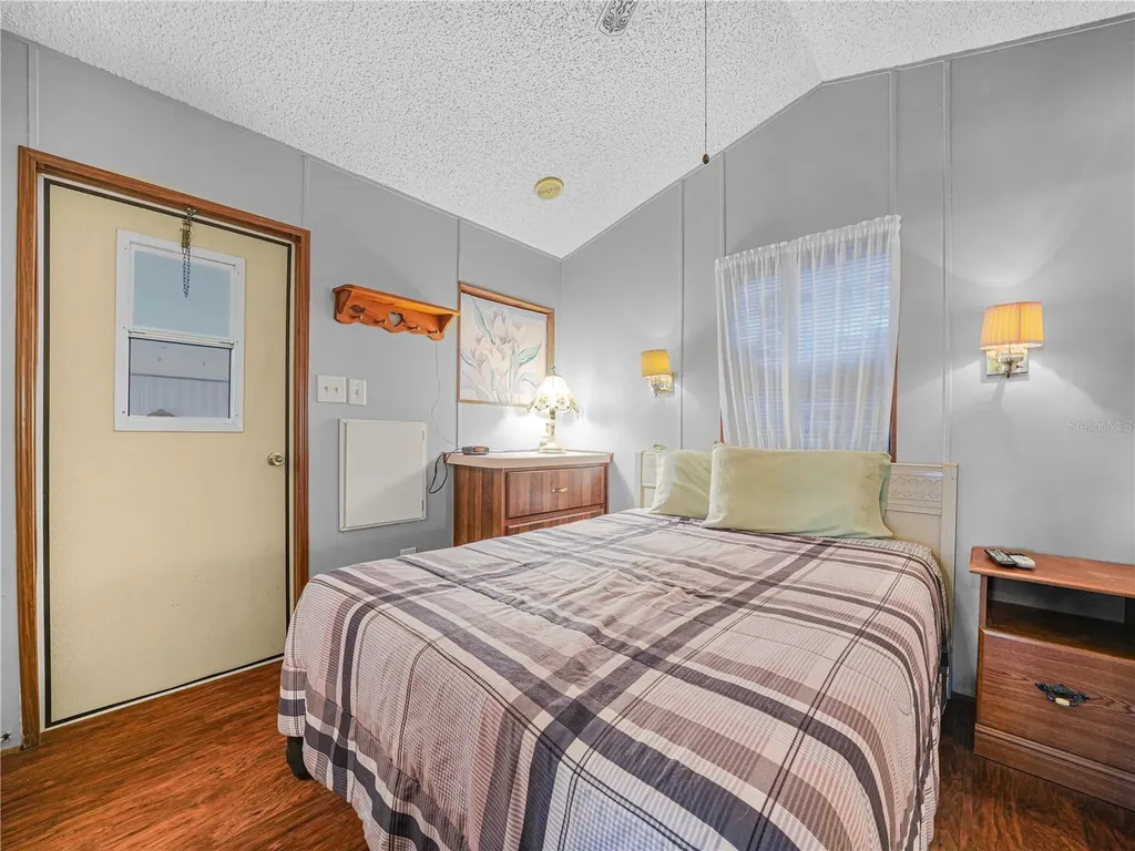 21 Saddlebag Trail S Lake Wales FL 33898