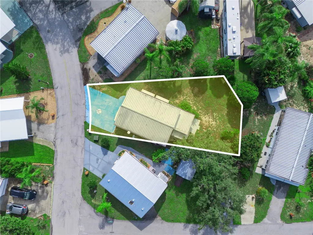 21 Saddlebag Trail S Lake Wales FL 33898