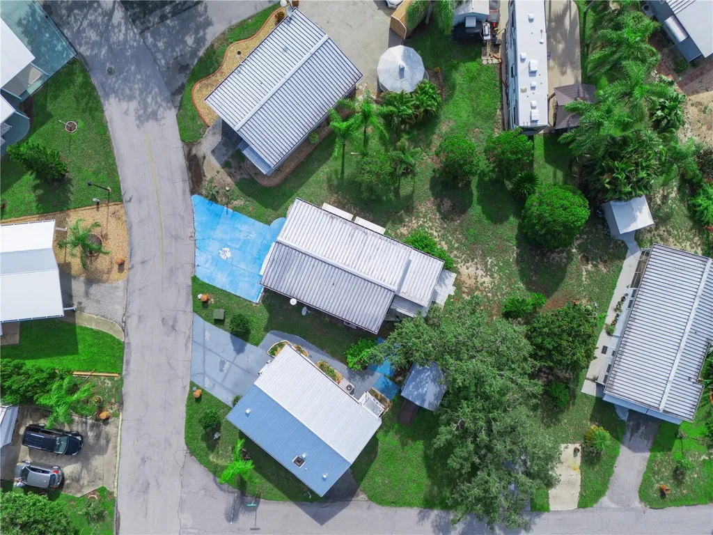 21 Saddlebag Trail S Lake Wales FL 33898