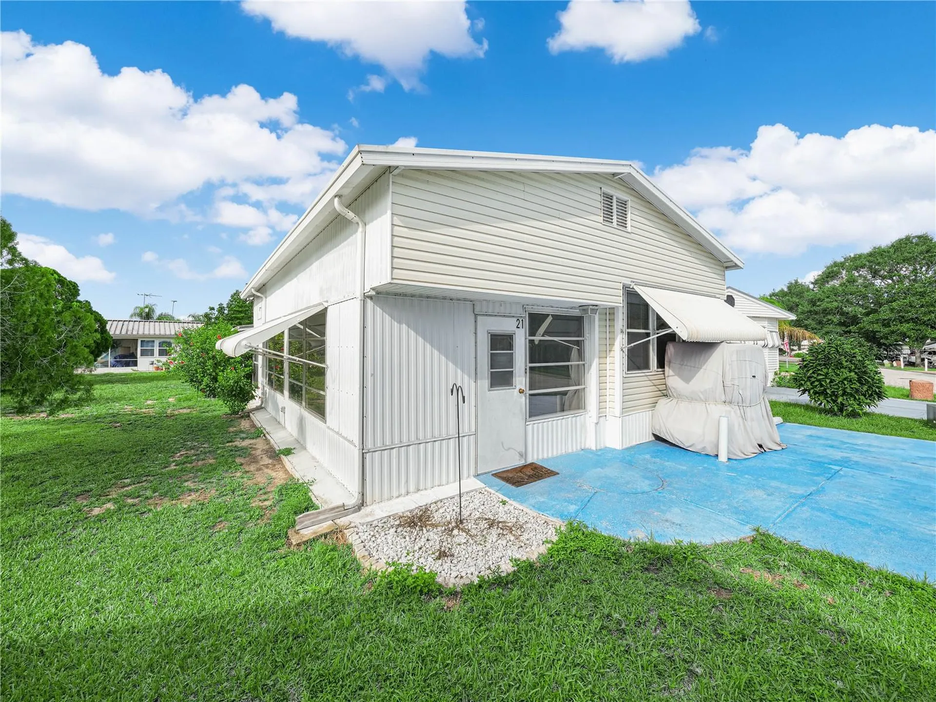 21 Saddlebag Trail S Lake Wales FL 33898