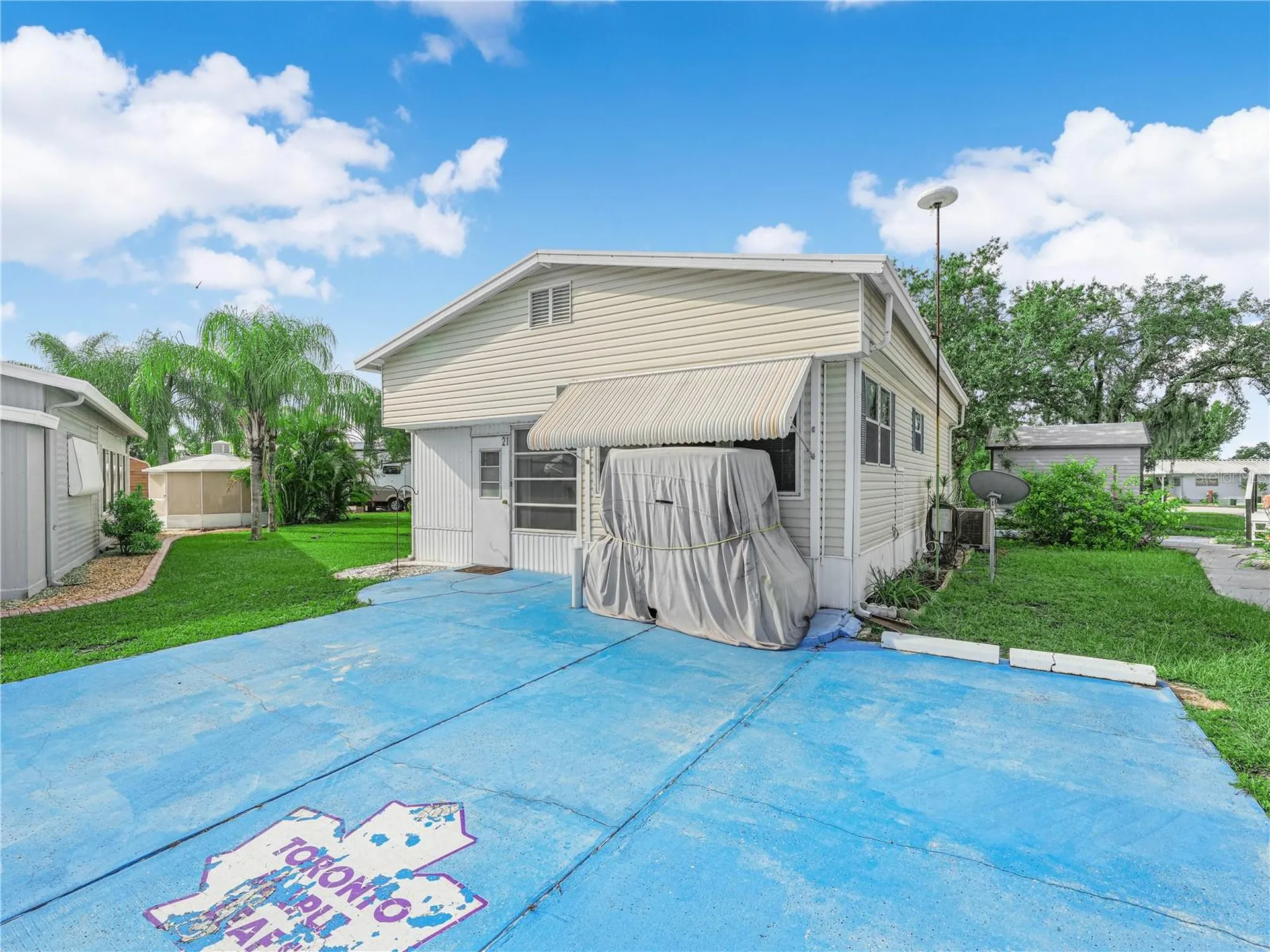 21 Saddlebag Trail S Lake Wales FL 33898