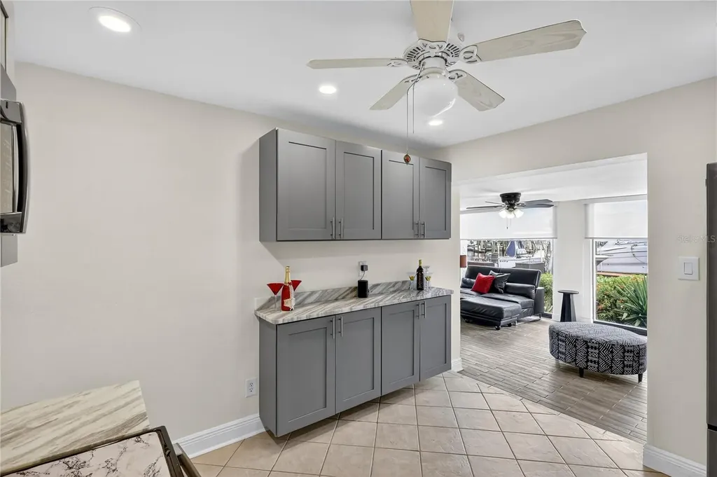 4201 Fogcutter Court Tampa FL 33615
