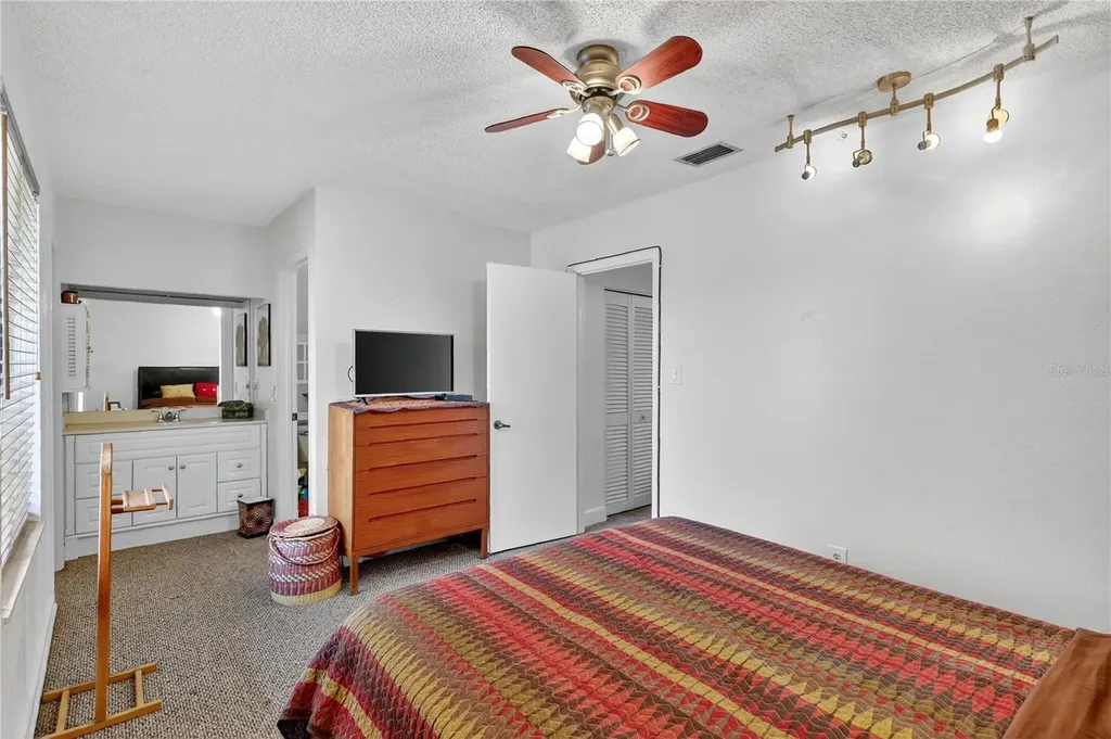 4201 Fogcutter Court Tampa FL 33615